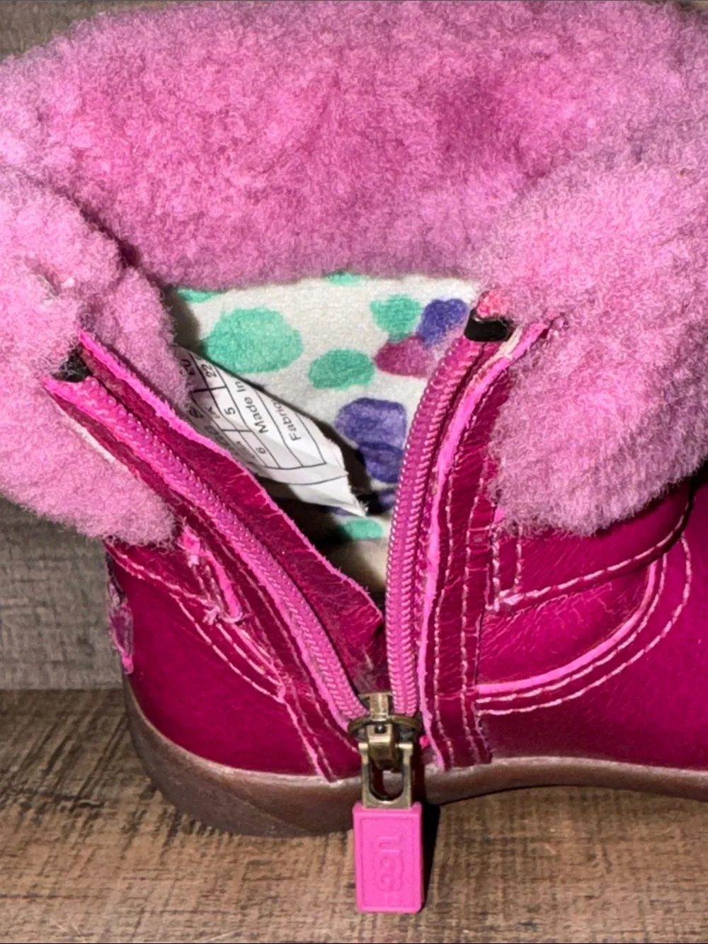 UGG authentic toddler boots size 6